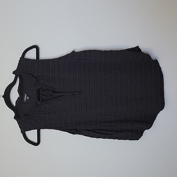 Torrid Popover Witchy Goth Shirttail 00 black textured sleeveless top - Picture 1 of 6